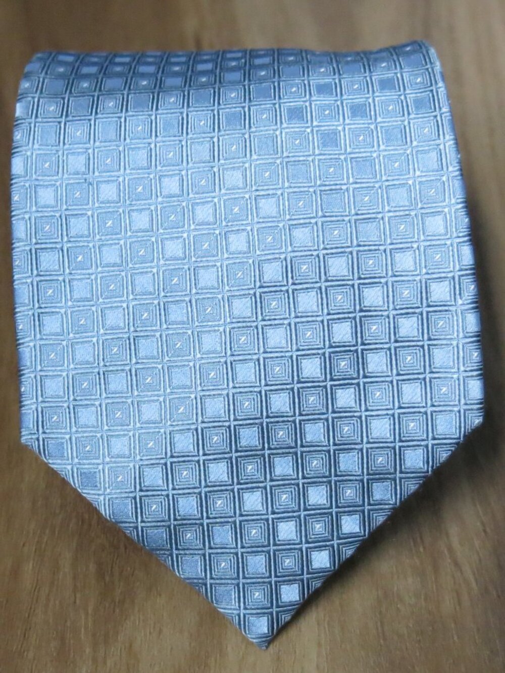 Calvin Klein Classic Geometric Checkered Pattern 100% Silk Men's Vintage Necktie